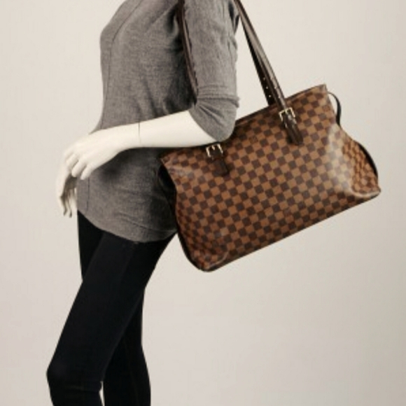 Authentic Louis Vuitton Chelsea Damier Ebene - Picture 12 of 16